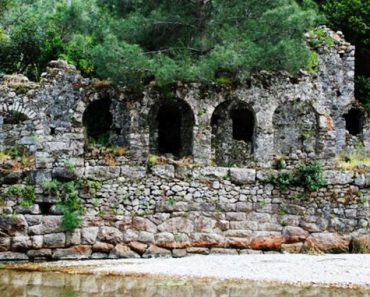 Olympos Antik Kenti